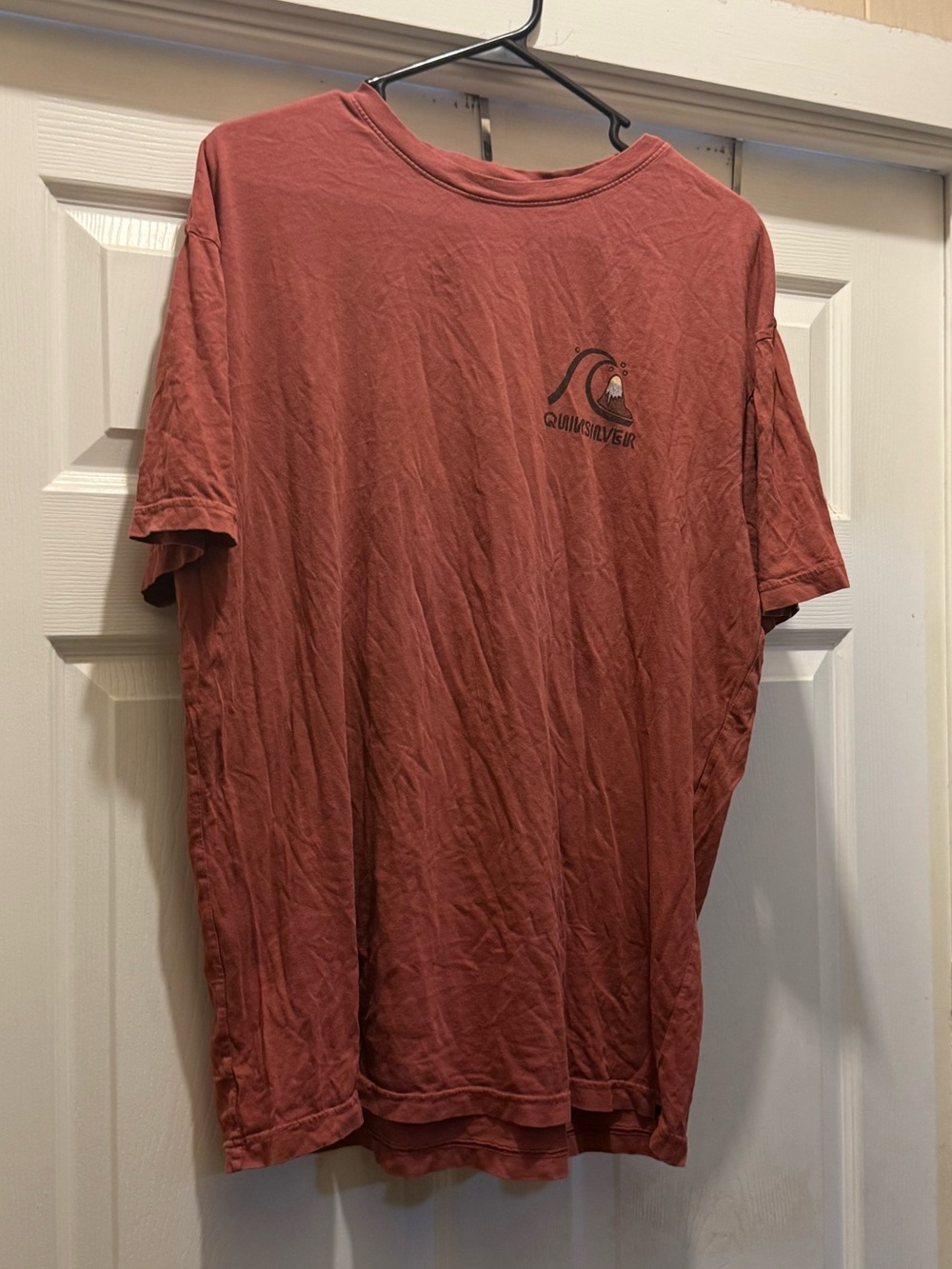 Quiksilver Men's Short Sleeve Logo Tee in Faded Red